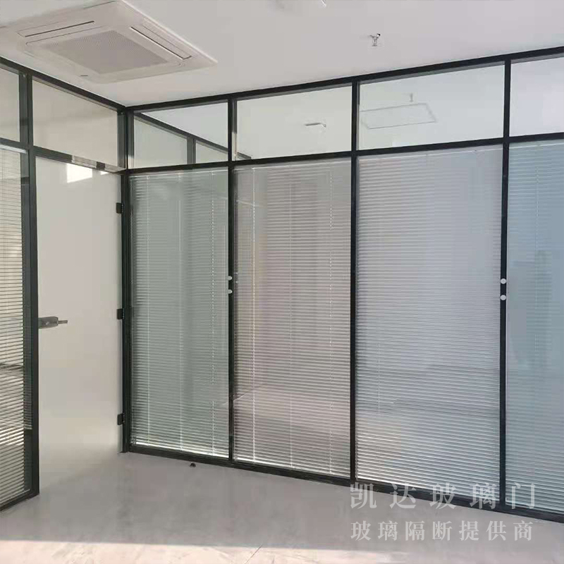 隔斷工程地止，山鋼新天地1012室