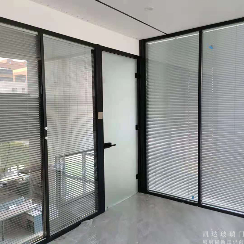 將玻璃隔斷用于衛(wèi)生間合適嗎？
